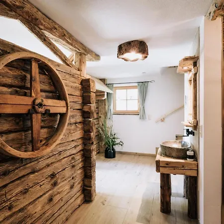 בית נופש Webertonihuette Modern Retreat Kliening