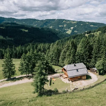 Webertonihuette Modern Retreat Kliening