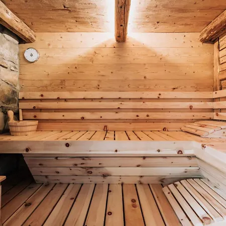 Webertonihuette Modern Retreat * Kliening