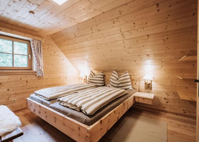 Webertonihuette Modern Retreat